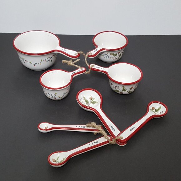 NEW Pottery Barn Set of 4 Forest Gnome Stoneware Measuring Cups & 4 Spoons NIB - Picture 1 of 5